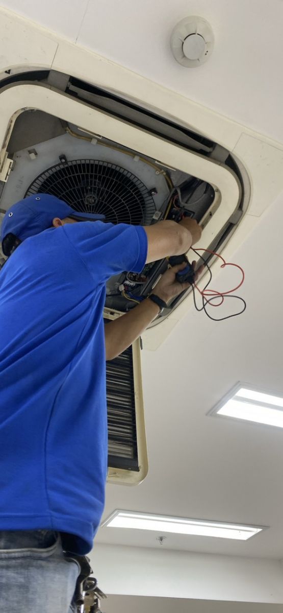ĐIỆN LẠNH PHÚC AN KHANG – Chúng tôi cung cấp dịch vụ điện lạnh quận Phú Nhuận Tháo Lắp Máy Lạnh Phú Nhuận Giá Rẻ - Thi công trọn gói